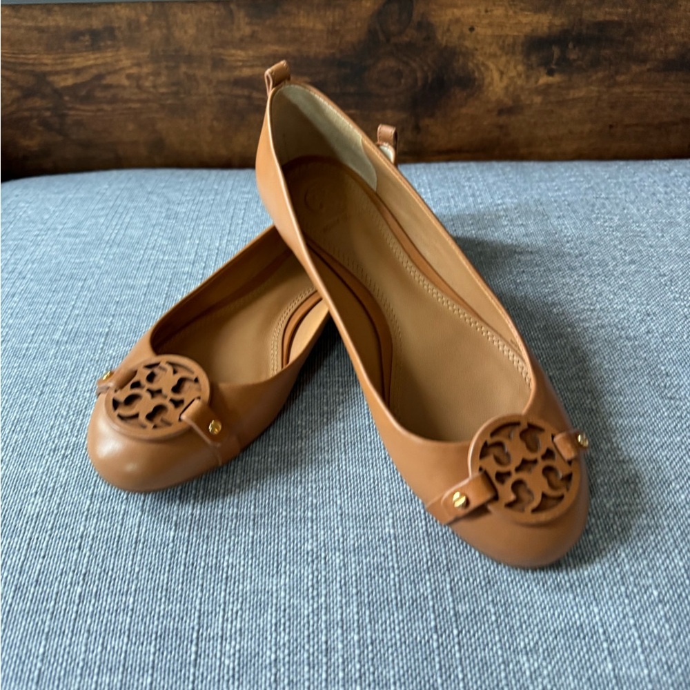 Tory Burch Gabriel Flat Shoes